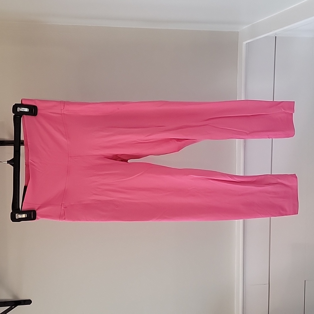 Under armour crop length